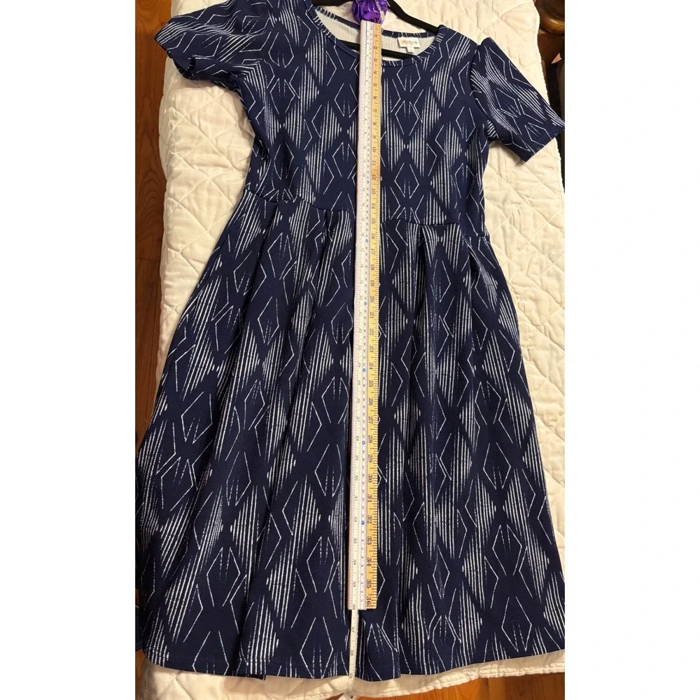 LuLaRoe Large Amelia Dress Diamond Print Short Sleeve Pockets Zip Stretch EUC - Picture 4 of 13